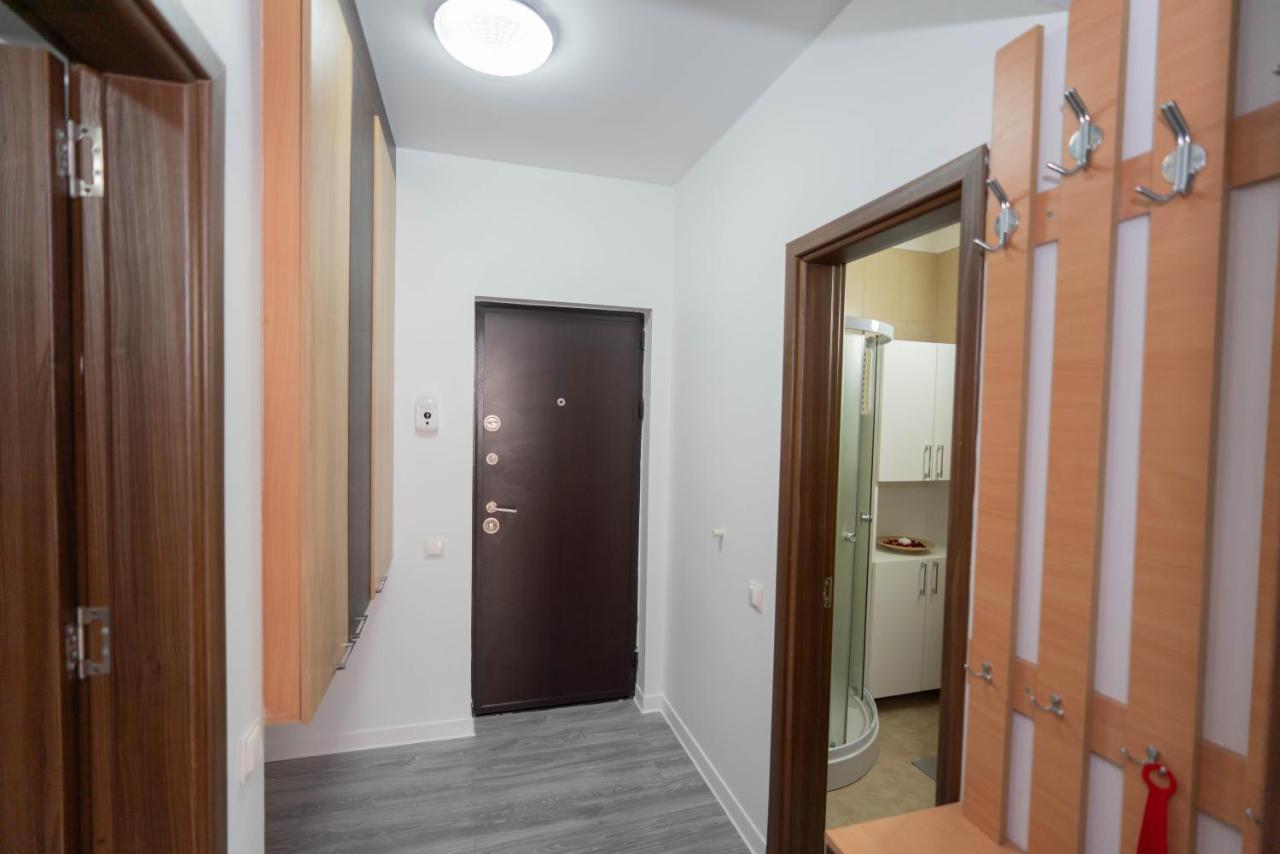 Hotel Studio Titan Bukares Bagian luar foto